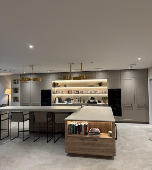 21835b36-2d42-407c-a46b-f953688b259e