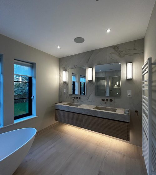 2d3b9c56-4537-49c9-8ffe-f8de5ac48e43